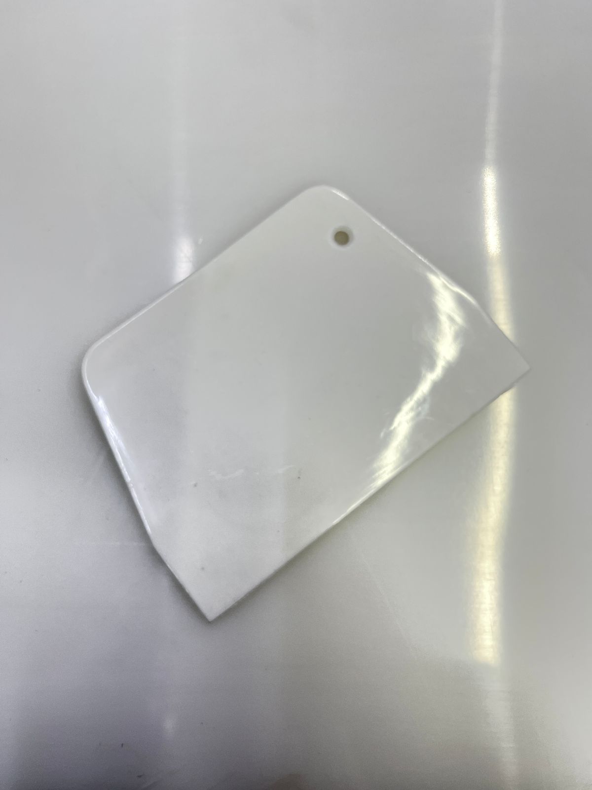 Pankhi small White/ Scrapper